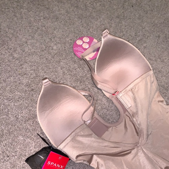 Plunge low-back bodysuit NWT - Picture 7 of 7